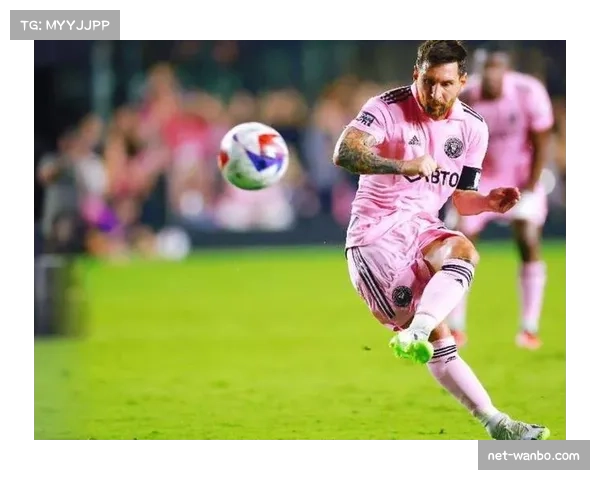 2025年福布斯足球收入榜揭晓 C罗继续蝉联榜首梅西紧随其后 2025年福布斯足球收入榜揭晓 C罗继续蝉联榜首梅西紧随其后